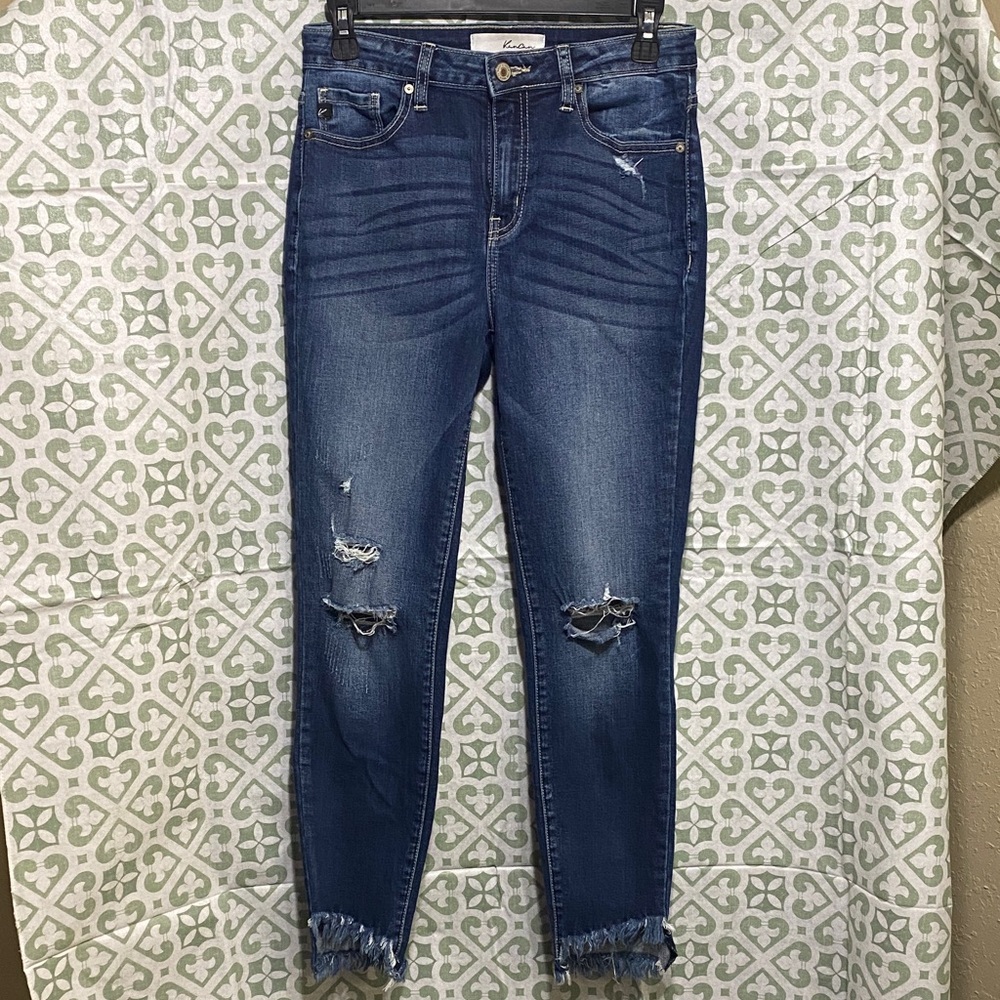KanCan Medium Blue Distressed Cropped Jeans